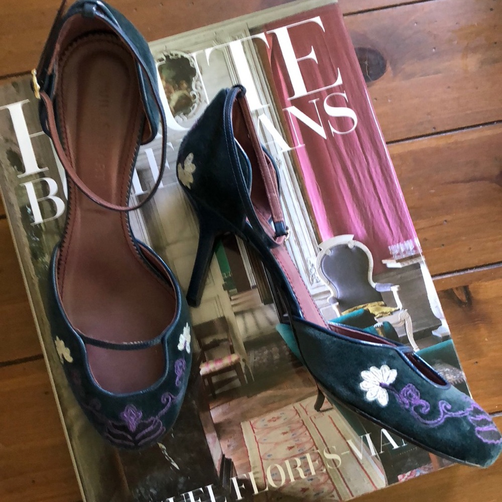 Jill Stuart Samantha D’Orsay Pump - Velvet